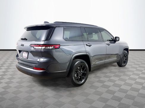Used 2025 Jeep Grand Cherokee L Altitude AWD/4WD image 7
