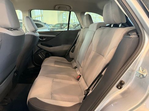 Used 2023 Subaru Outback Premium image 10
