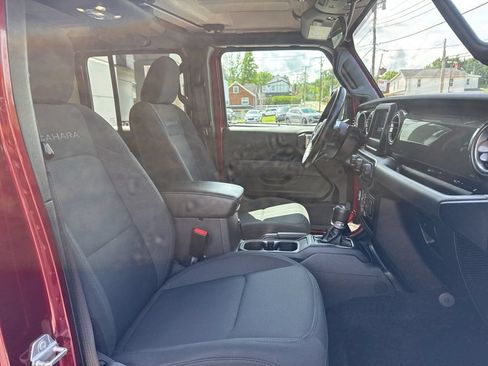 Used 2021 Jeep Wrangler Unlimited Sahara AWD/4WD image 29