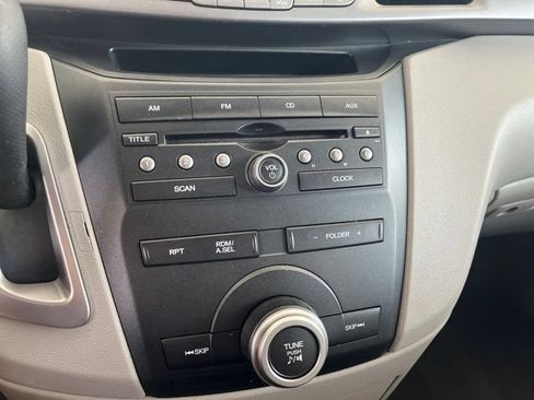 Used 2012 Honda Odyssey LX image 13