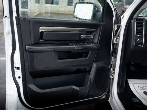 Used 2017 RAM 1500 Sport AWD/4WD image 12