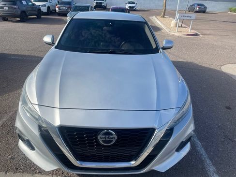 Used 2022 Nissan Altima 2.5 SV FWD image 11