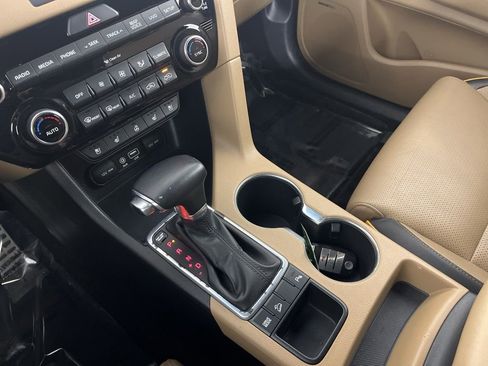 Used 2017 Kia Sportage SX image 24