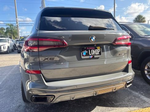 Used 2021 BMW X5 sDrive40i w/ M Sport Package RWD image 12