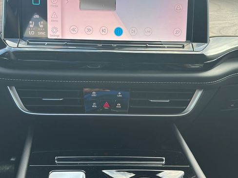 New 2026 Volkswagen Atlas SE AWD/4WD image 14