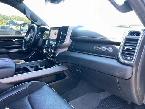 Used 2022 RAM 1500 Laramie AWD/4WD image 25