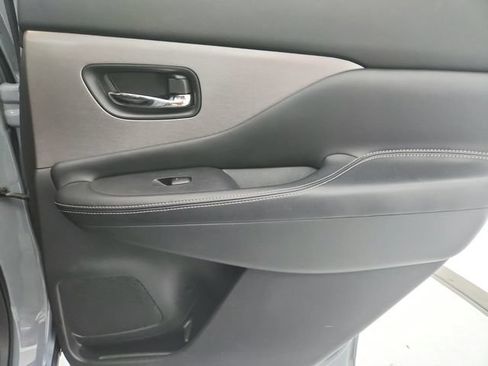 Used 2023 Nissan Murano SV w/ SV Midnight Edition Package FWD image 40