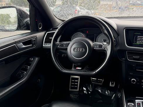 Used 2017 Audi SQ5 Premium Plus w/ Technology Package AWD/4WD image 26
