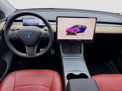 Used 2023 Tesla Model Y Long Range AWD/4WD image 14