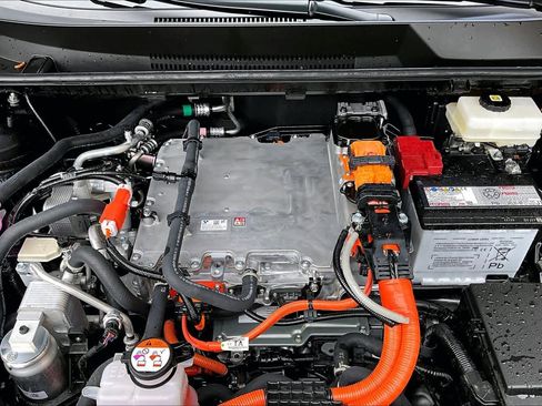 Certified 2026 Toyota bZ AWD/4WD image 31