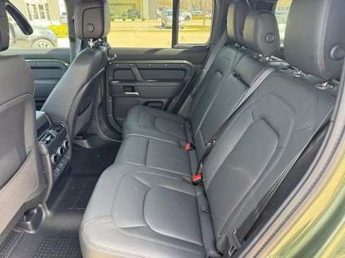New 2026 Land Rover Defender 110 X-Dynamic SE AWD/4WD image 8