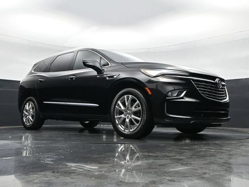 Used 2023 Buick Enclave Essence w/ Experience Buick Package FWD image 43