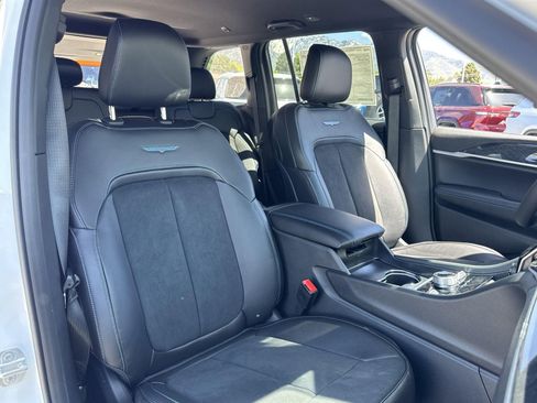 New 2025 Jeep Grand Cherokee Trailhawk image 33