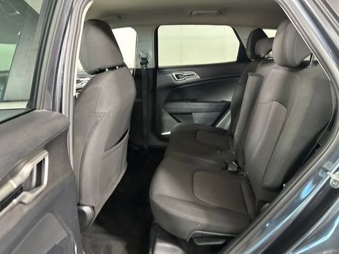 Used 2023 Kia Sportage LX AWD/4WD image 25