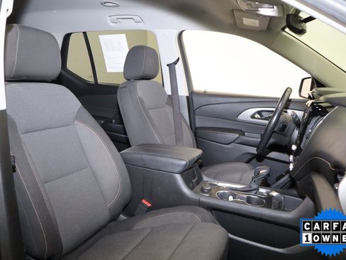 Used 2021 Chevrolet Traverse LT FWD image 20