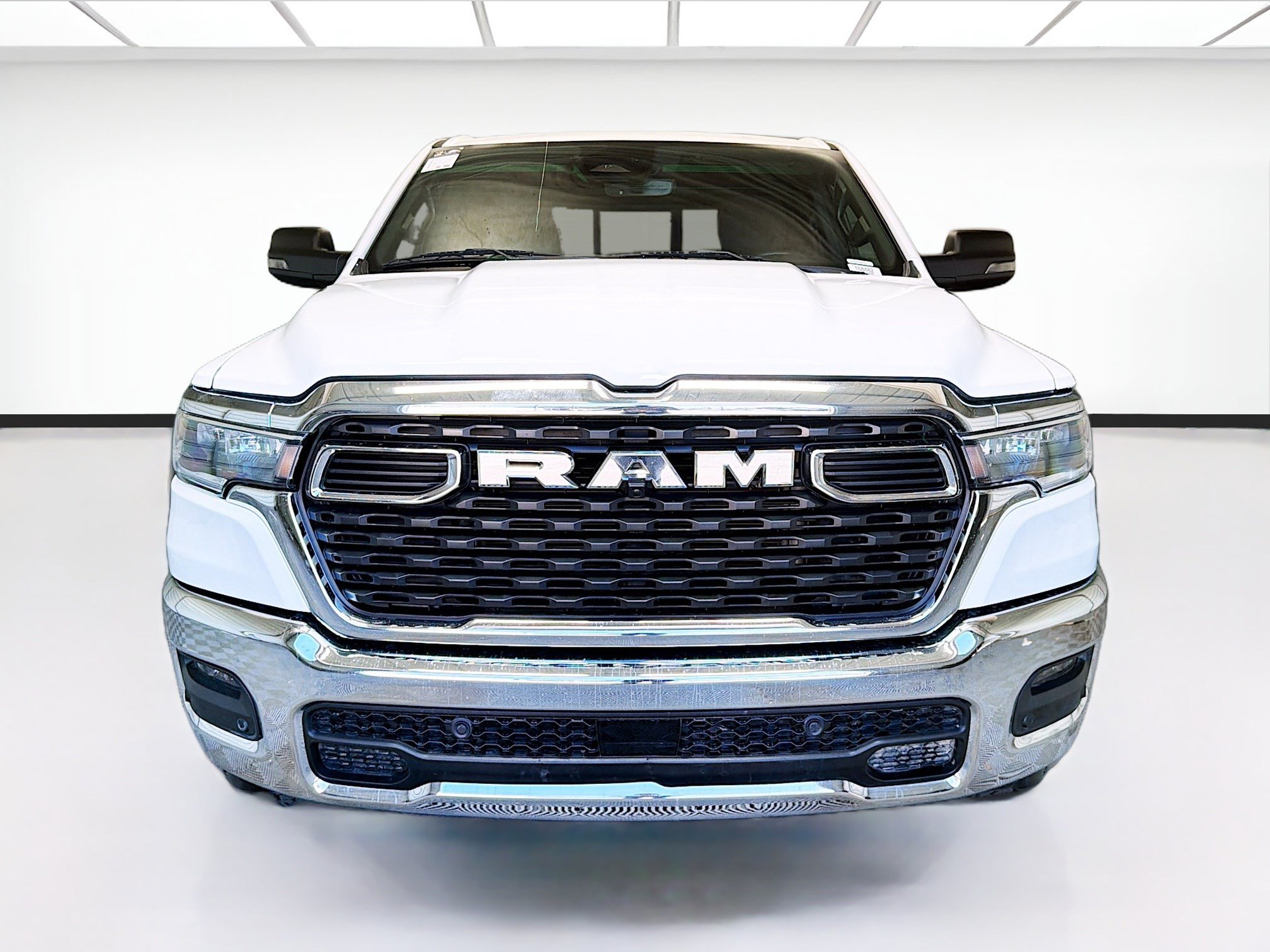 Used 2025 RAM 1500 Big Horn AWD/4WD image 2