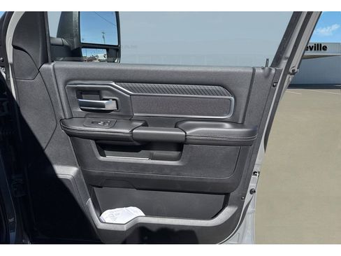 New 2026 RAM 2500 Big Horn AWD/4WD image 27
