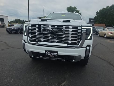 Used 2024 GMC Sierra 3500 Denali w/ Denali Reserve Package AWD/4WD image 14