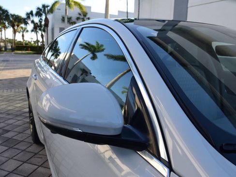 Used 2019 Jaguar XJ Collection image 29