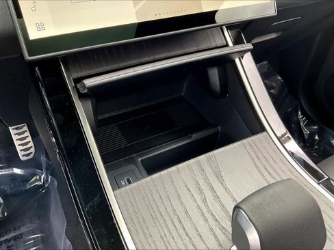 New 2026 Land Rover Range Rover Evoque Dynamic SE image 23