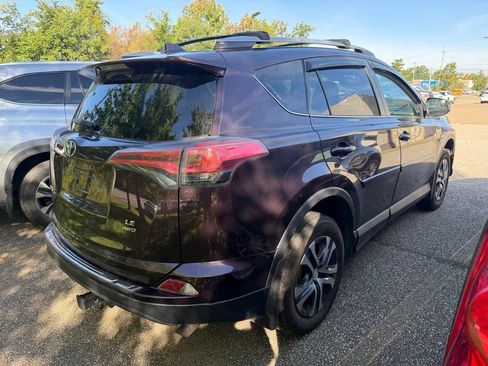 Used 2018 Toyota RAV4 LE w/ All Weather Liner Package AWD/4WD image 5