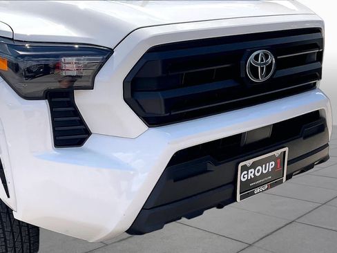Used 2025 Toyota Tacoma SR RWD image 27