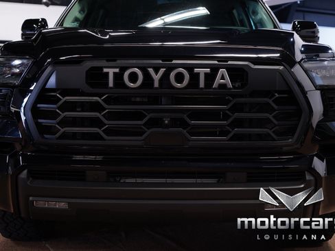Used 2023 Toyota Sequoia SR5 w/ SR5 Premium Package AWD/4WD image 10