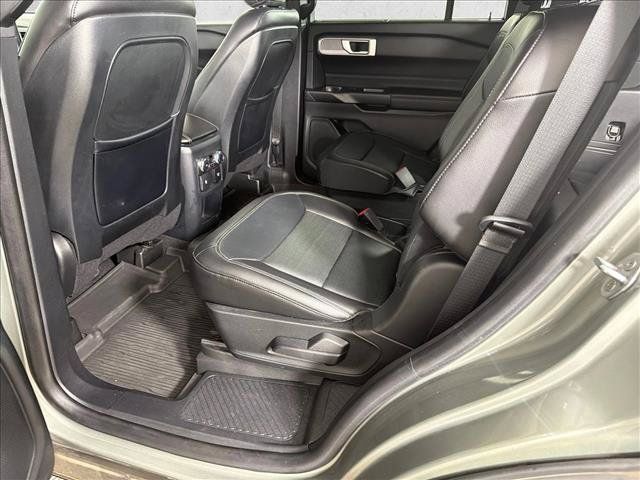 Used 2020 Ford Explorer Limited RWD image 22