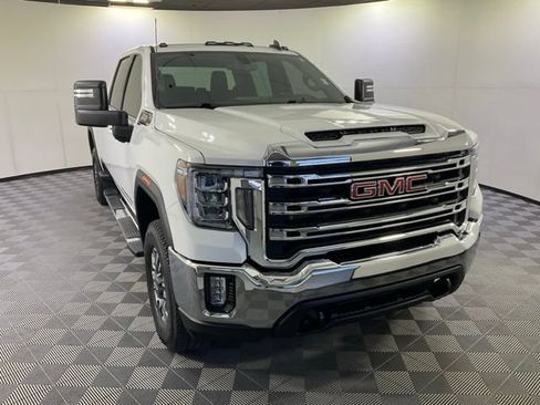 Used 2022 GMC Sierra 2500 SLE w/ SLE Convenience Package AWD/4WD image 3