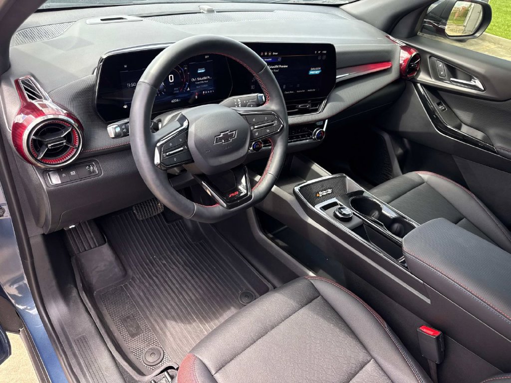 Used 2026 Chevrolet Equinox RS FWD image 22
