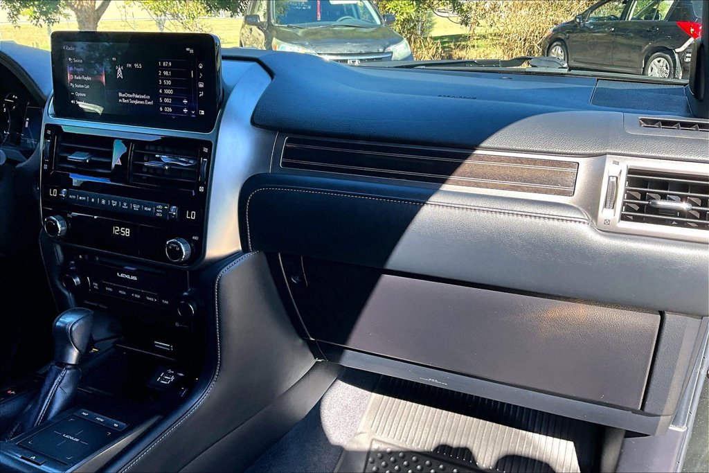 Used 2023 Lexus GX 460 Premium w/ Premium Package AWD/4WD image 28