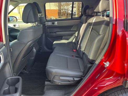 Used 2025 Hyundai Santa Fe SEL image 25