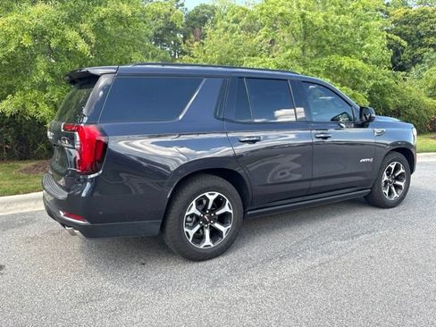 Used 2025 GMC Yukon AT4 w/ AT4 Premium Plus Package AWD/4WD image 2