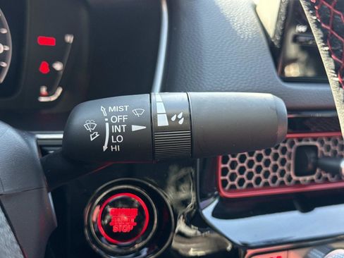 Used 2025 Honda Civic Si image 11