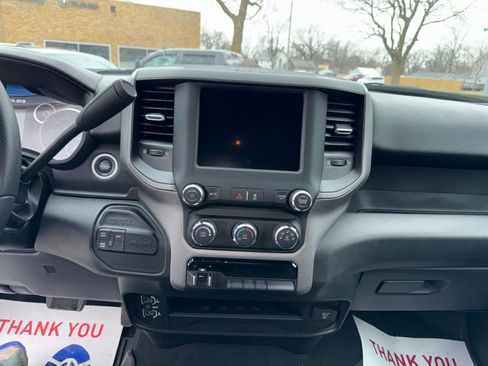 New 2024 RAM 2500 Tradesman w/ Chrome Appearance Group AWD/4WD image 9