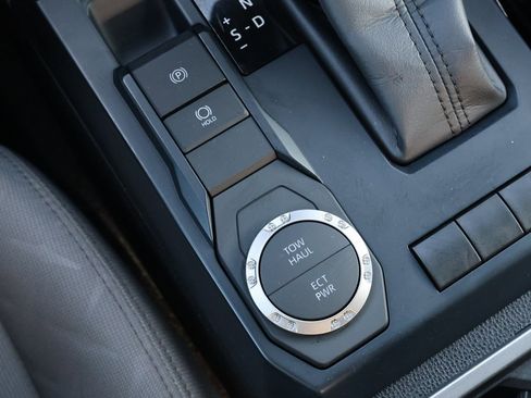 Used 2024 Toyota Tacoma SR5 image 25