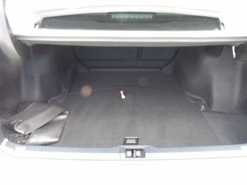 Used 2024 Lexus IS 300 F Sport RWD image 33