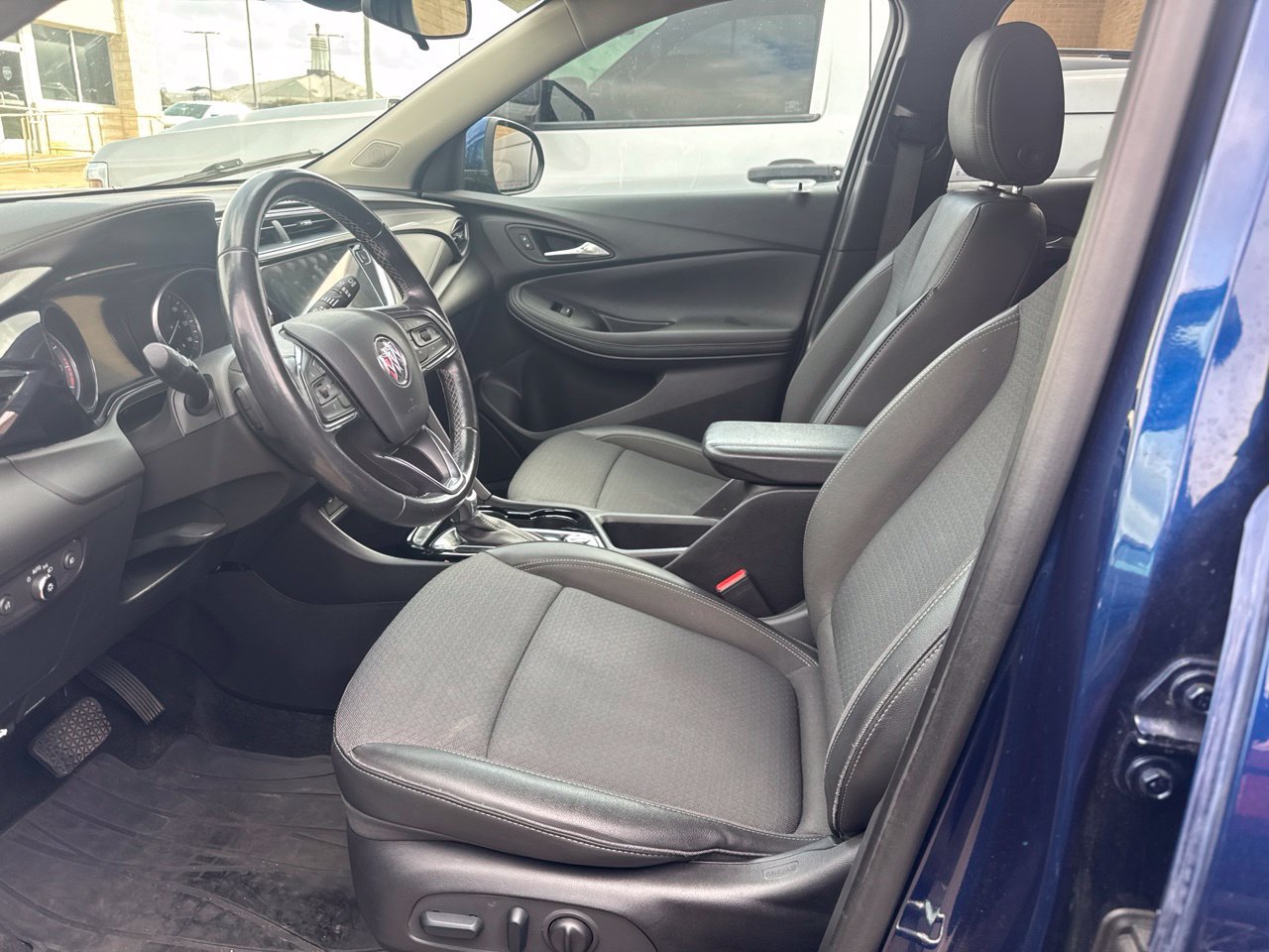 Used 2023 Buick Encore GX Select FWD image 7