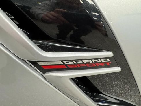 Used 2017 Chevrolet Corvette Grand Sport w/ Z07 Performance Package RWD image 26