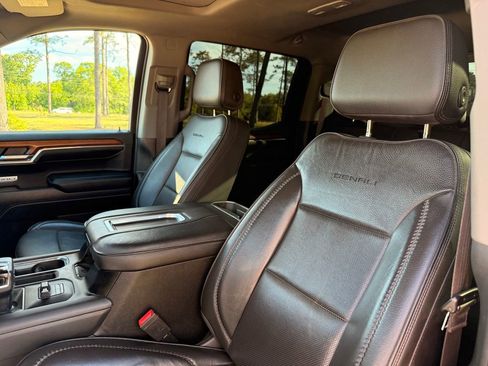 Used 2022 GMC Sierra 1500 Denali w/ Denali Reserve Package AWD/4WD image 18