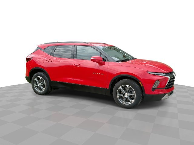Certified 2024 Chevrolet Blazer LT w/ LPO, Floor Liner Package FWD image 2