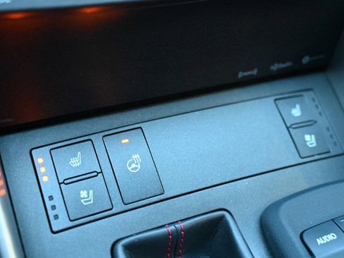 Used 2020 Lexus IS 300 F Sport image 22