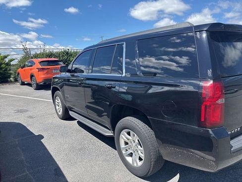 Used 2018 Chevrolet Tahoe LT AWD/4WD image 9