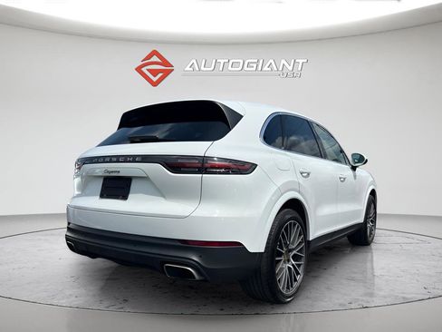 Used 2021 Porsche Cayenne AWD/4WD image 7