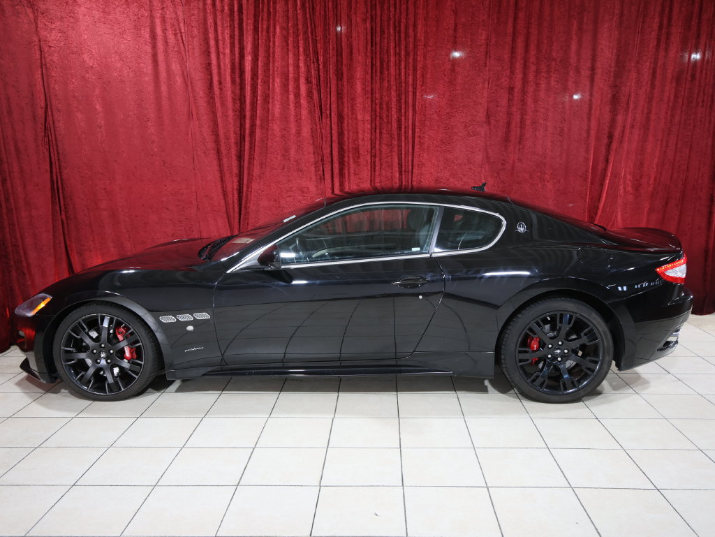 Used 2012 Maserati GranTurismo S RWD image 4