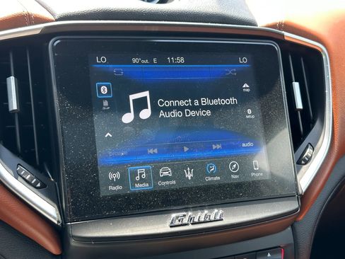Used 2018 Maserati Ghibli S Q4 AWD/4WD image 31