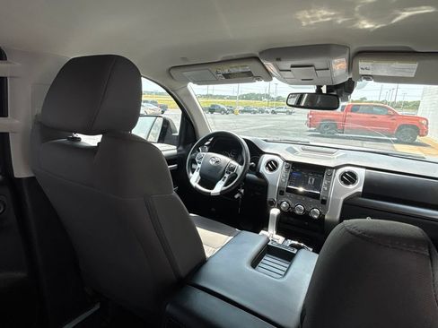 Used 2019 Toyota Tundra SR5 AWD/4WD image 28
