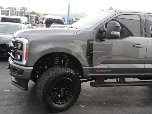 Used 2023 Ford F350 Lariat w/ Lariat Ultimate Package AWD/4WD image 5