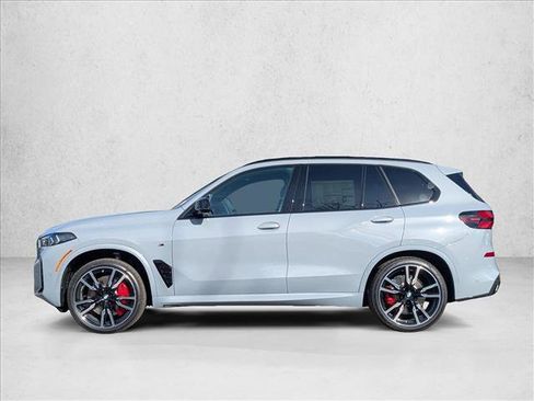 New 2026 BMW X5 M60i image 9