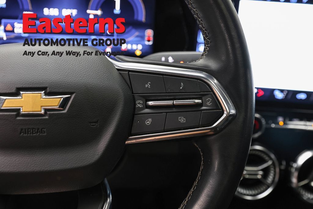 Used 2024 Chevrolet Blazer EV LT AWD/4WD image 16